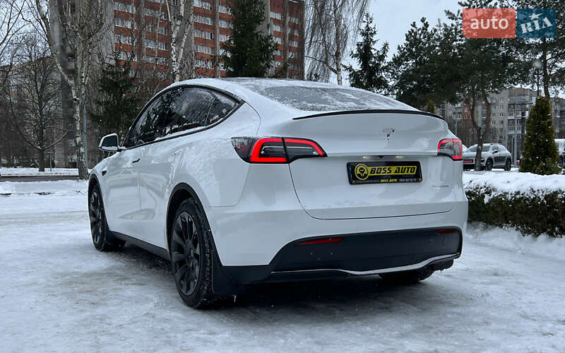Внедорожник / Кроссовер Tesla Model Y 2021 в Львове