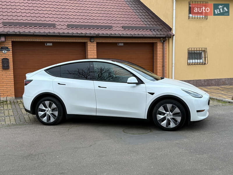 Внедорожник / Кроссовер Tesla Model Y 2022 в Одессе