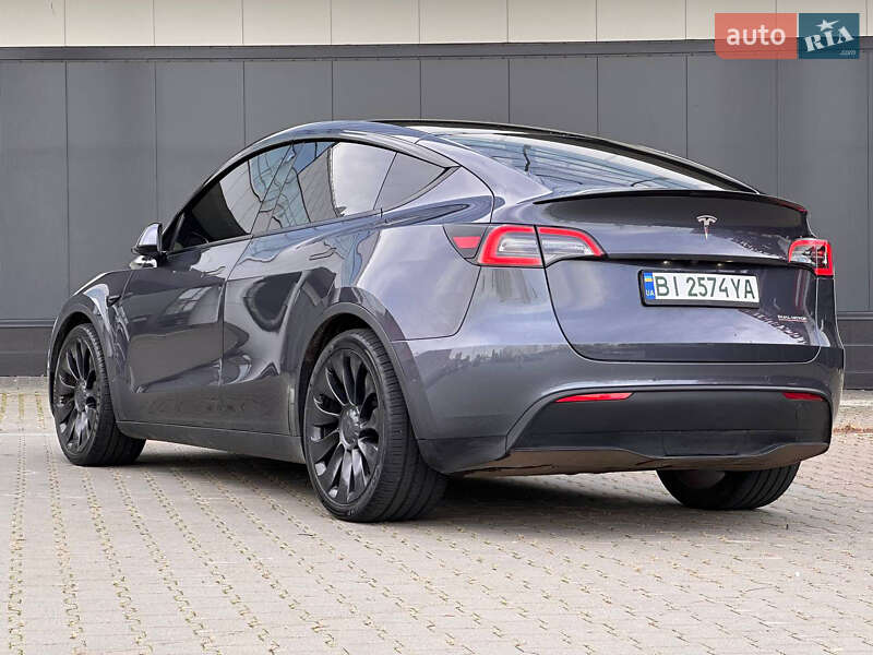 Позашляховик / Кросовер Tesla Model Y 2022 в Києві