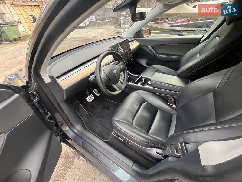 Позашляховик / Кросовер Tesla Model Y 2020 в Чорноморську