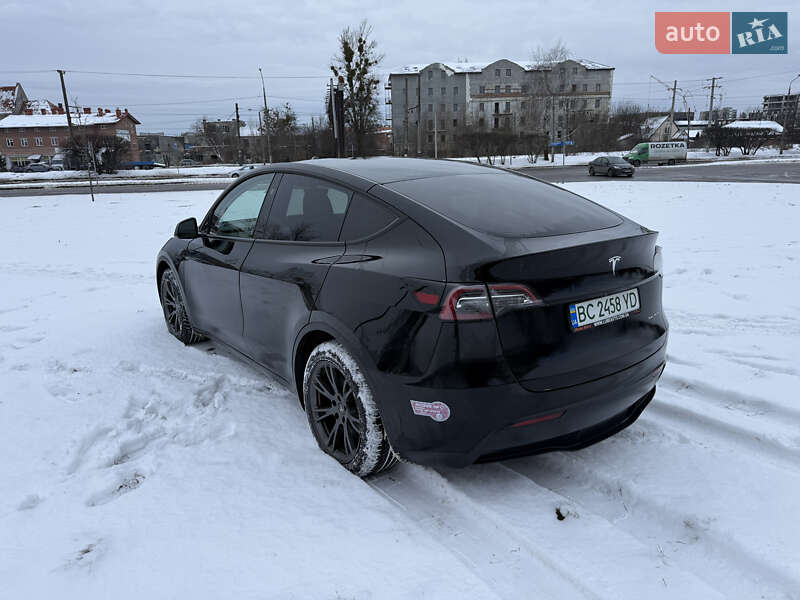 Внедорожник / Кроссовер Tesla Model Y 2024 в Львове
