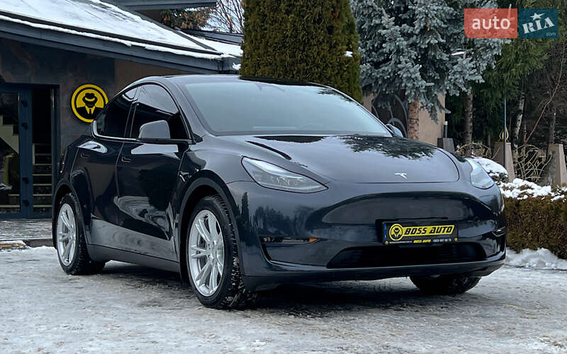 Tesla Model Y 2024 Tesla Model Y 2024