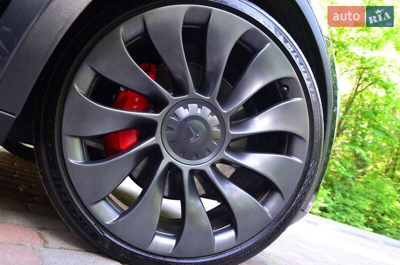 Внедорожник / Кроссовер Tesla Model Y 2024 в Дрогобыче фото 36 Внедорожник / Кроссовер Tesla Model Y 2024 в Дрогобыче