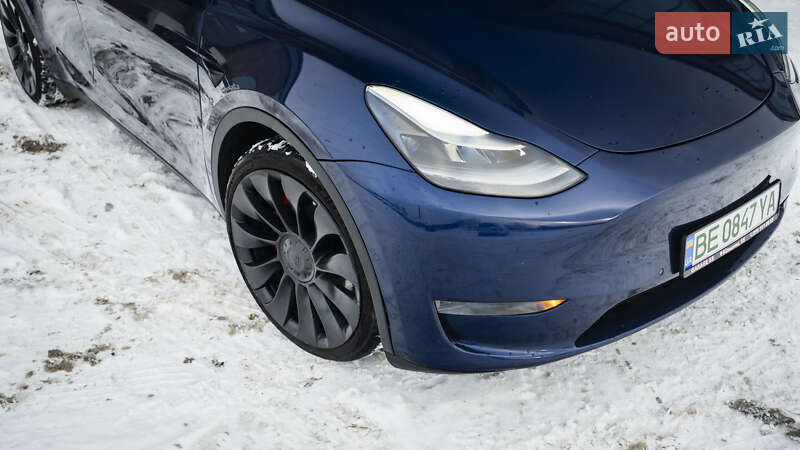 Внедорожник / Кроссовер Tesla Model Y 2022 в Киеве