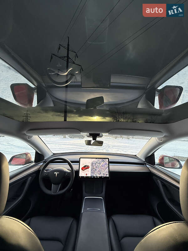 Внедорожник / Кроссовер Tesla Model Y 2023 в Львове