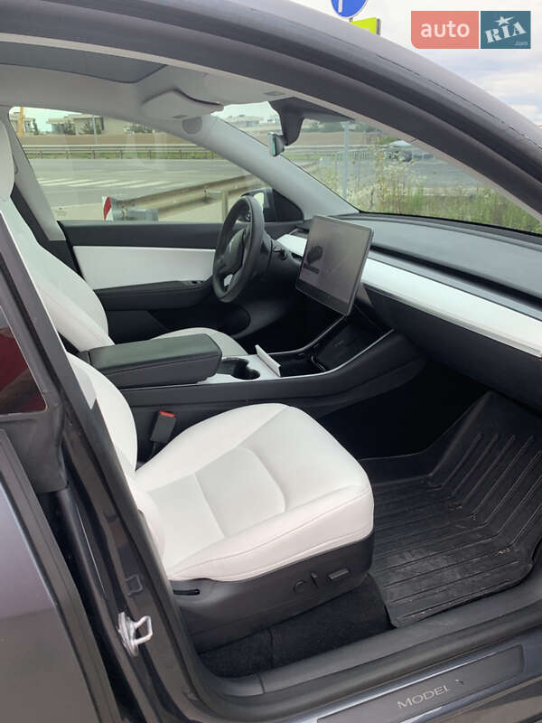 Внедорожник / Кроссовер Tesla Model Y 2020 в Львове фото 28 Внедорожник / Кроссовер Tesla Model Y 2020 в Львове