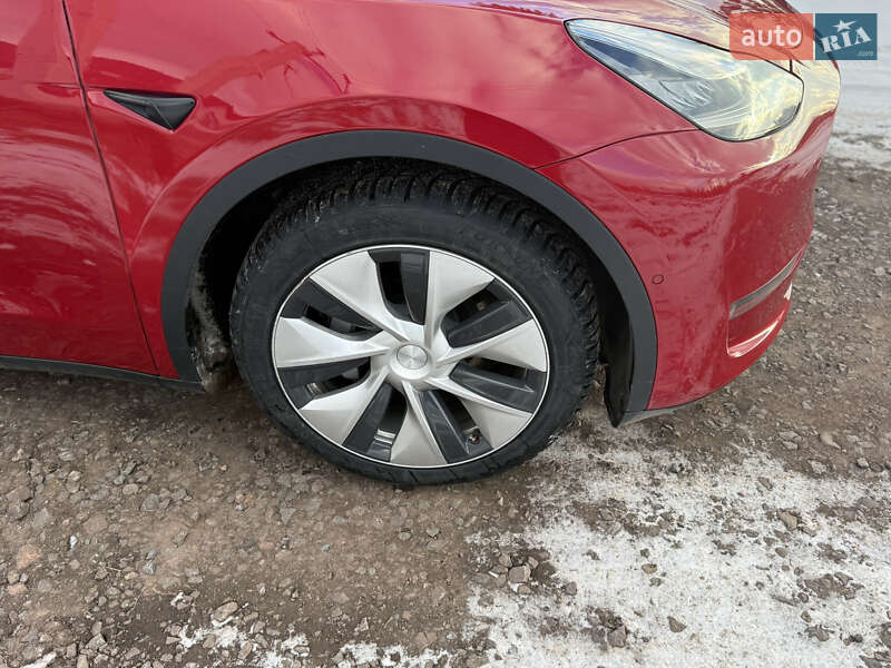 Внедорожник / Кроссовер Tesla Model Y 2022 в Дубно