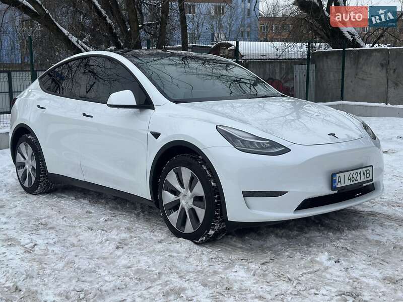 Tesla Model Y 2022 Tesla Model Y 2022
