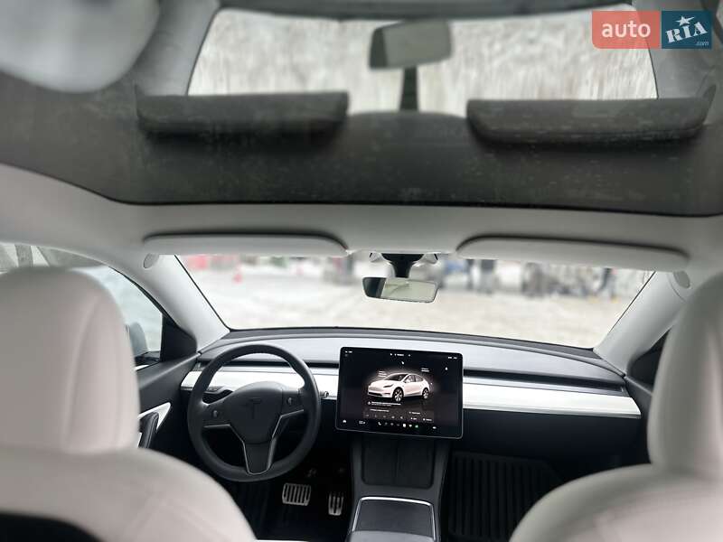 Внедорожник / Кроссовер Tesla Model Y 2022 в Киеве