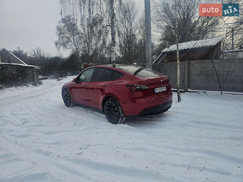 Внедорожник / Кроссовер Tesla Model Y 2023 в Вышгороде