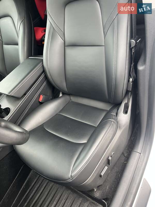 Внедорожник / Кроссовер Tesla Model Y 2022 в Кропивницком