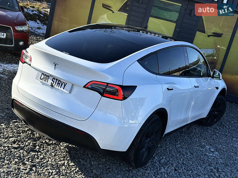 Внедорожник / Кроссовер Tesla Model Y 2024 в Стрые