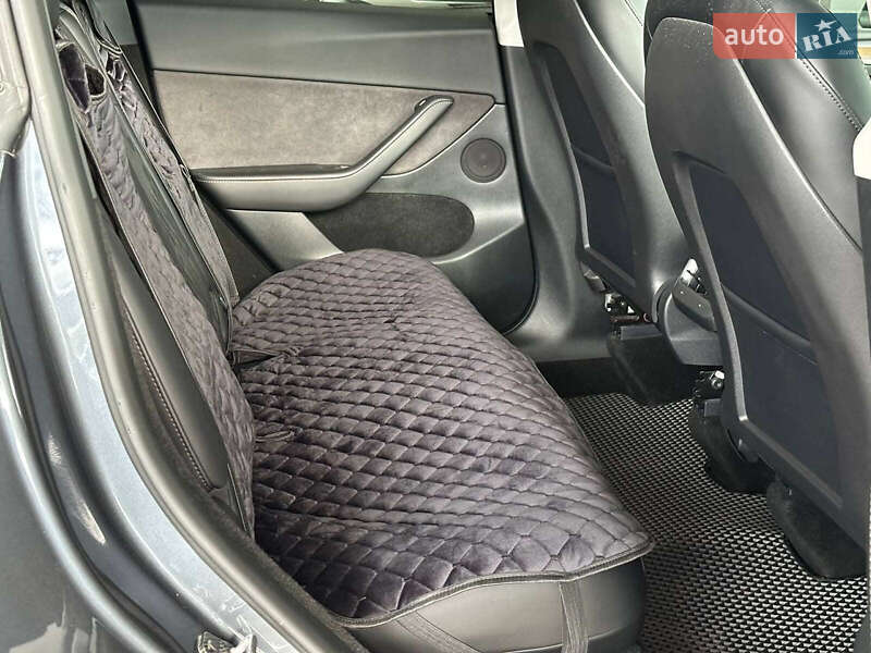 Позашляховик / Кросовер Tesla Model Y 2023 в Одесі фото 10 Позашляховик / Кросовер Tesla Model Y 2023 в Одесі