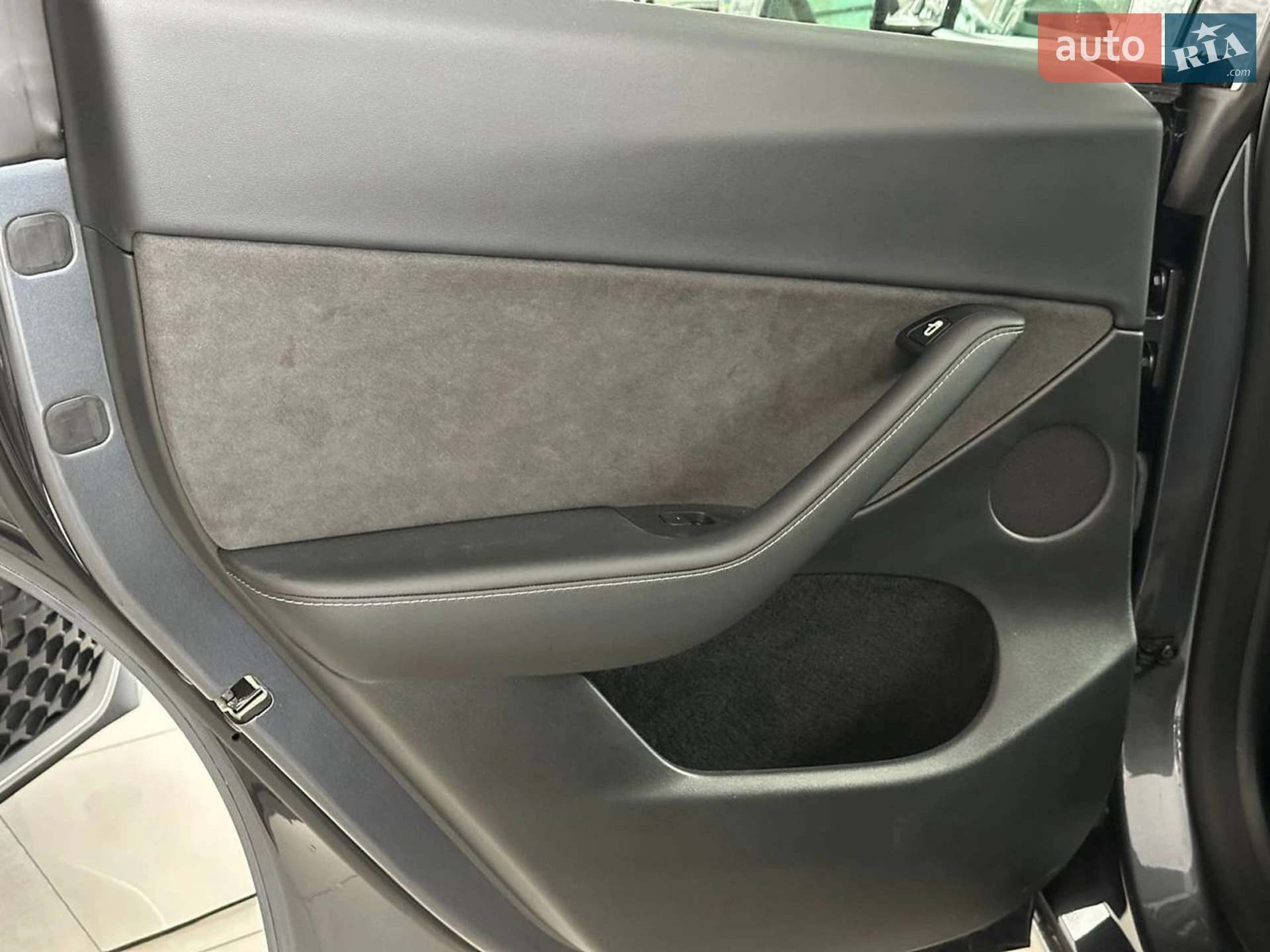 2023 Tesla Model Y - мініатюра 12