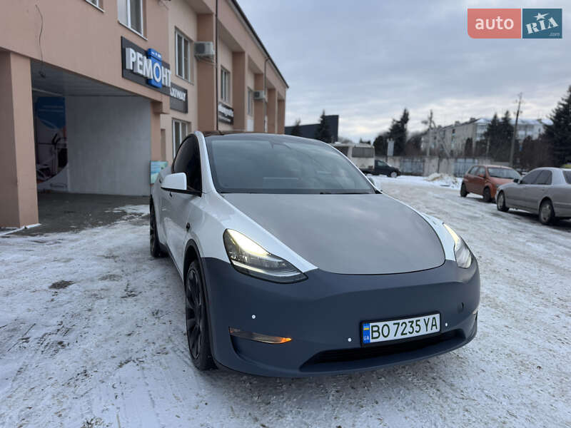 Внедорожник / Кроссовер Tesla Model Y 2020 в Луцке