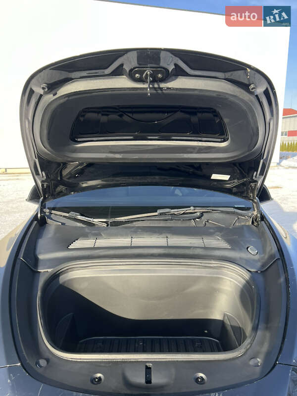 Внедорожник / Кроссовер Tesla Model Y 2023 в Луцке