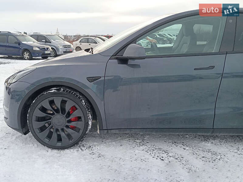 Внедорожник / Кроссовер Tesla Model Y 2022 в Львове