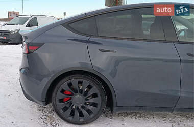 Внедорожник / Кроссовер Tesla Model Y 2022 в Львове