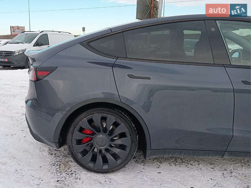 Внедорожник / Кроссовер Tesla Model Y 2022 в Львове