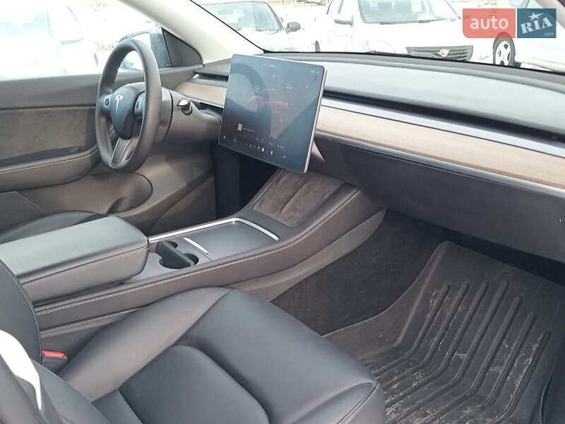 Внедорожник / Кроссовер Tesla Model Y 2022 в Львове