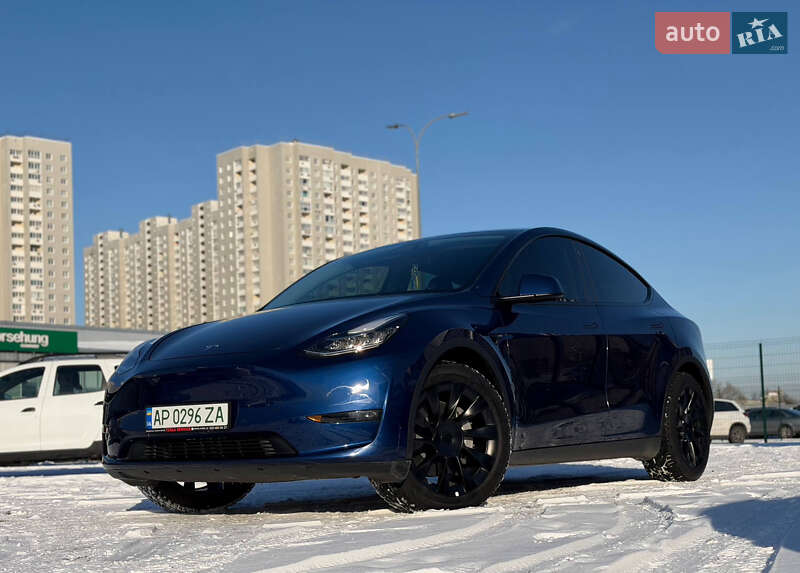 Внедорожник / Кроссовер Tesla Model Y 2022 в Киеве