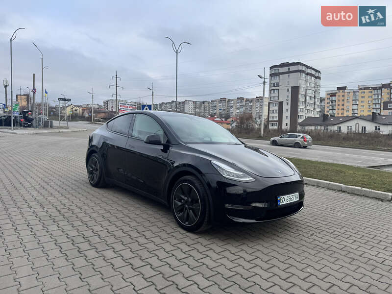 Позашляховик / Кросовер Tesla Model Y 2022 в Хмельницькому