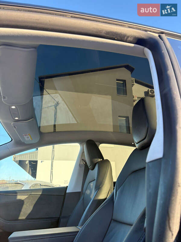 Внедорожник / Кроссовер Tesla Model Y 2025 в Ровно фото 32 Внедорожник / Кроссовер Tesla Model Y 2025 в Ровно