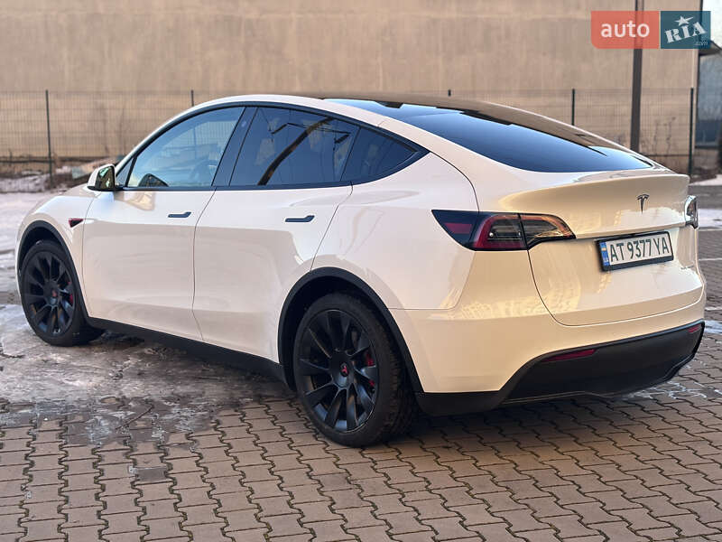 Внедорожник / Кроссовер Tesla Model Y 2021 в Ивано-Франковске