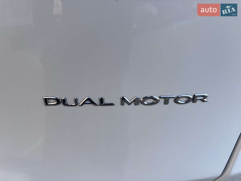 Внедорожник / Кроссовер Tesla Model Y 2021 в Ивано-Франковске