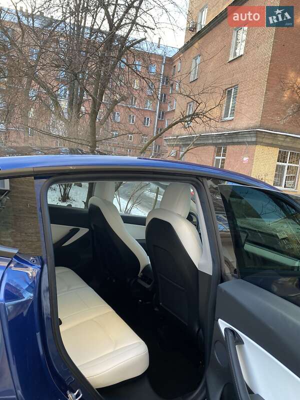 Позашляховик / Кросовер Tesla Model Y 2020 в Києві