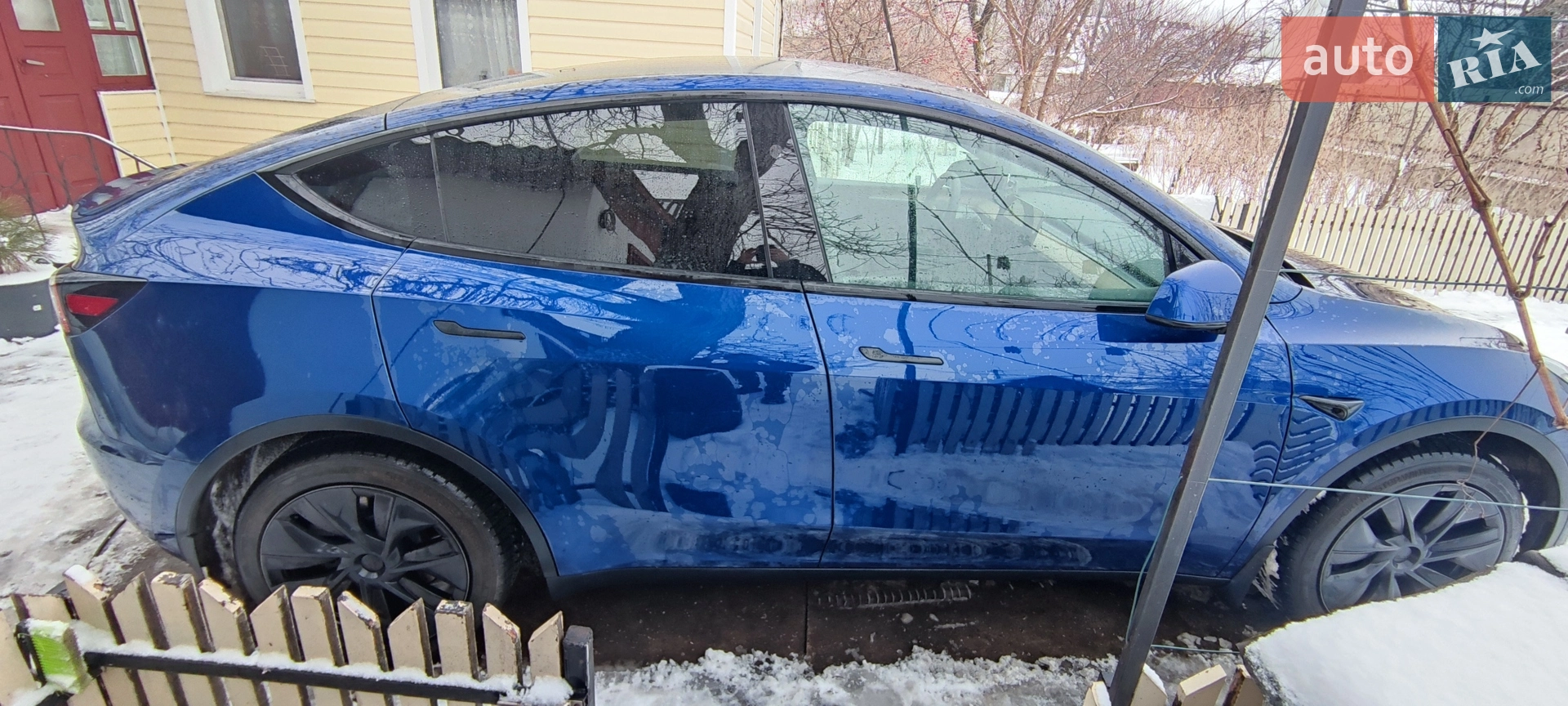 2024 Tesla Model Y - мініатюра 8