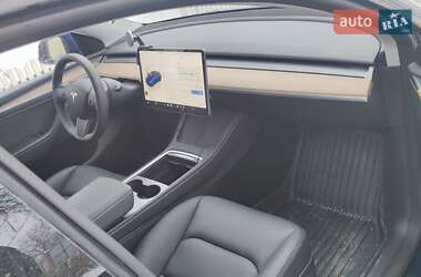 Позашляховик / Кросовер Tesla Model Y 2024 в Києві