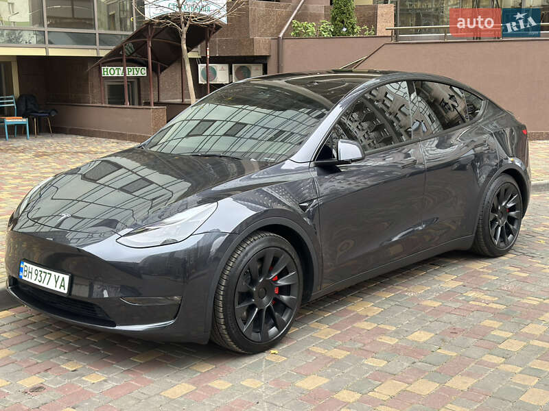 Внедорожник / Кроссовер Tesla Model Y 2024 в Одессе