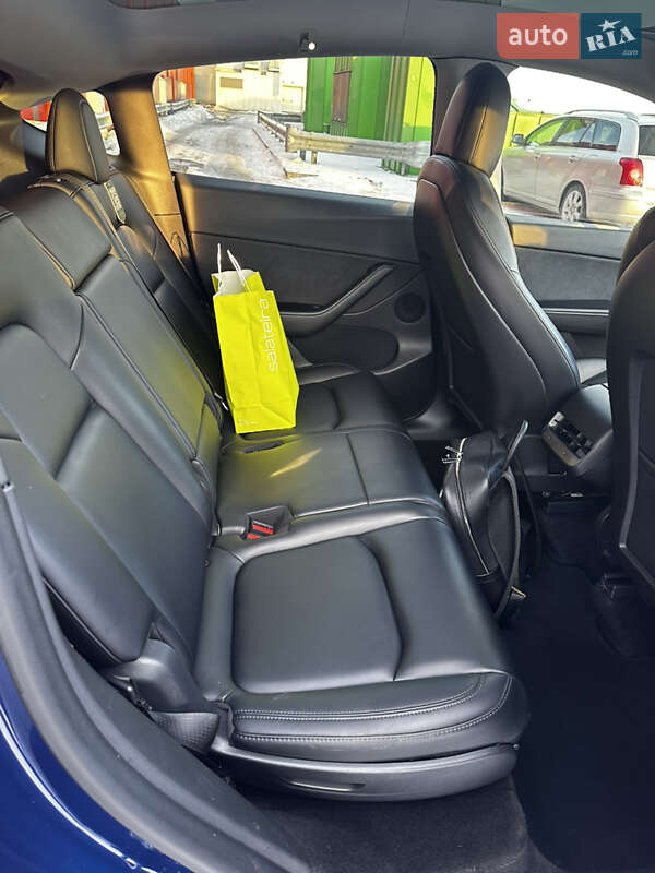 Позашляховик / Кросовер Tesla Model Y 2021 в Києві фото 11 Позашляховик / Кросовер Tesla Model Y 2021 в Києві