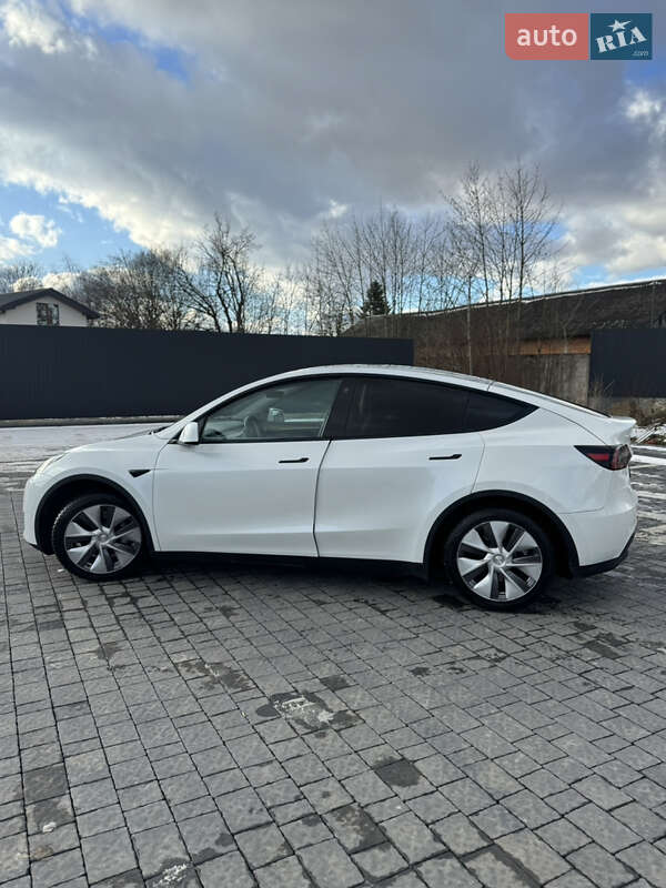 Внедорожник / Кроссовер Tesla Model Y 2022 в Новом Калинове фото 9 Внедорожник / Кроссовер Tesla Model Y 2022 в Новом Калинове