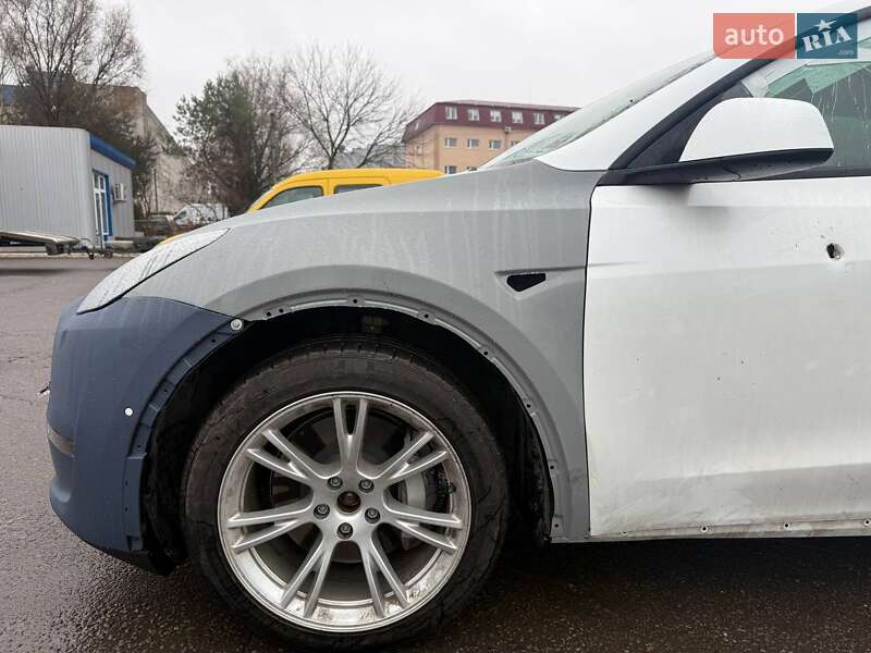 Внедорожник / Кроссовер Tesla Model Y 2020 в Луцке фото 2 Внедорожник / Кроссовер Tesla Model Y 2020 в Луцке