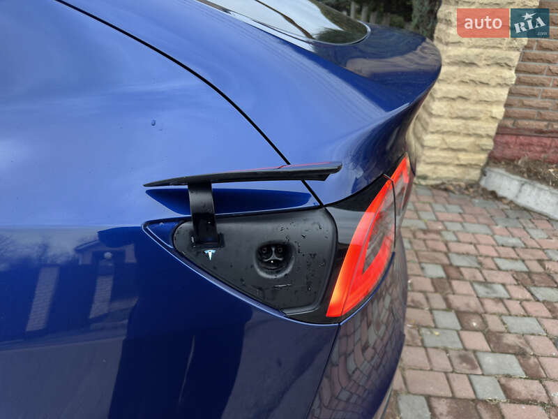 Внедорожник / Кроссовер Tesla Model Y 2023 в Киеве фото 3 Внедорожник / Кроссовер Tesla Model Y 2023 в Киеве