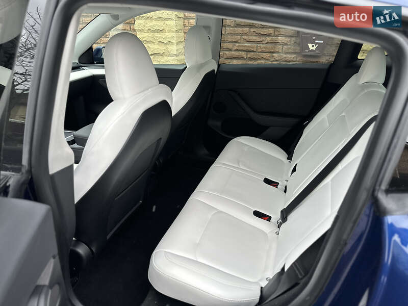 Внедорожник / Кроссовер Tesla Model Y 2023 в Киеве фото 14 Внедорожник / Кроссовер Tesla Model Y 2023 в Киеве