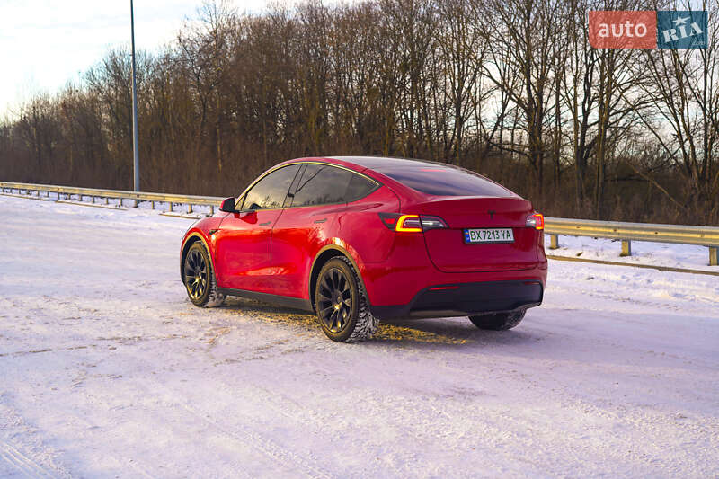 Внедорожник / Кроссовер Tesla Model Y 2022 в Хмельницком