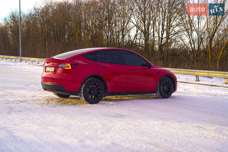 Внедорожник / Кроссовер Tesla Model Y 2022 в Хмельницком