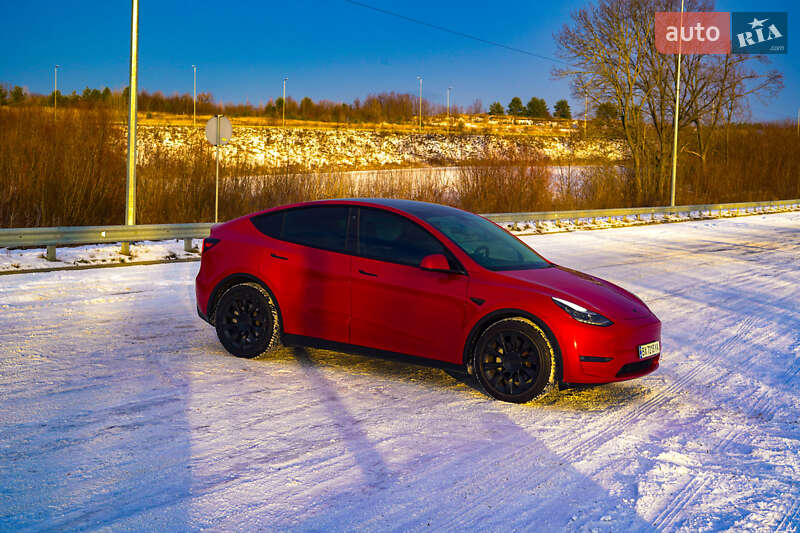Внедорожник / Кроссовер Tesla Model Y 2022 в Хмельницком