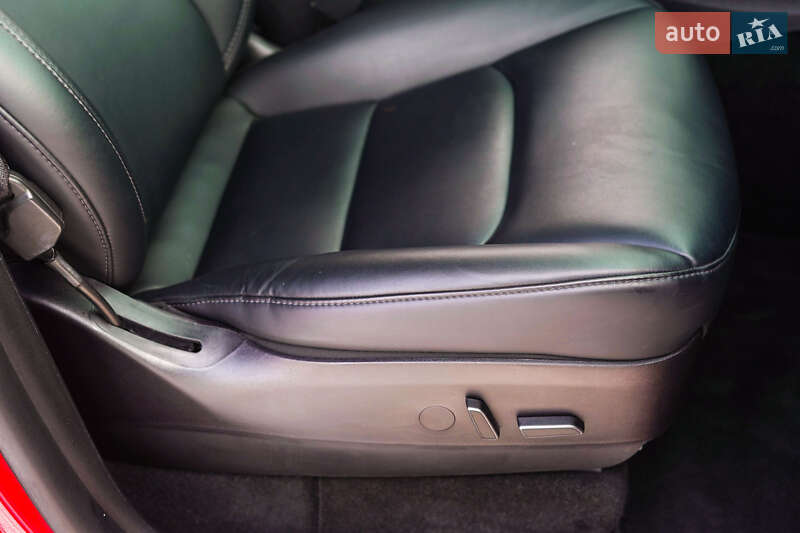 Внедорожник / Кроссовер Tesla Model Y 2022 в Хмельницком