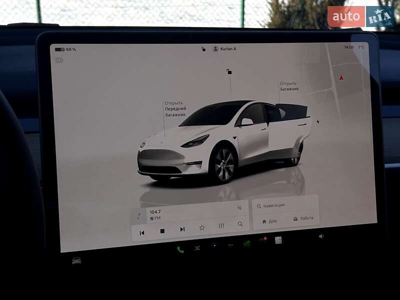 Внедорожник / Кроссовер Tesla Model Y 2023 в Львове