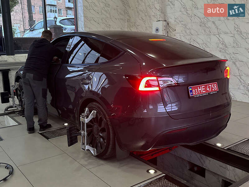 Внедорожник / Кроссовер Tesla Model Y 2022 в Каменском