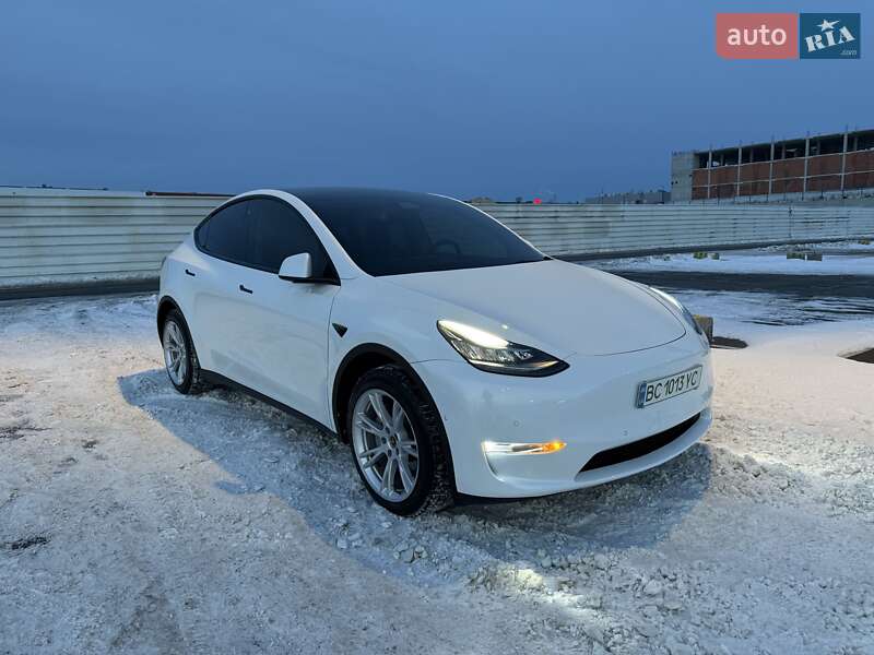 Внедорожник / Кроссовер Tesla Model Y 2022 в Львове