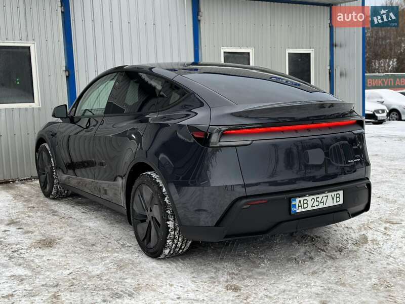 Внедорожник / Кроссовер Tesla Model Y 2025 в Виннице