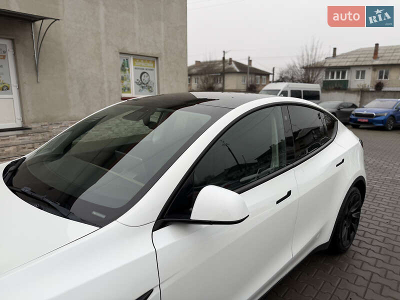 Позашляховик / Кросовер Tesla Model Y 2020 в Луцьку