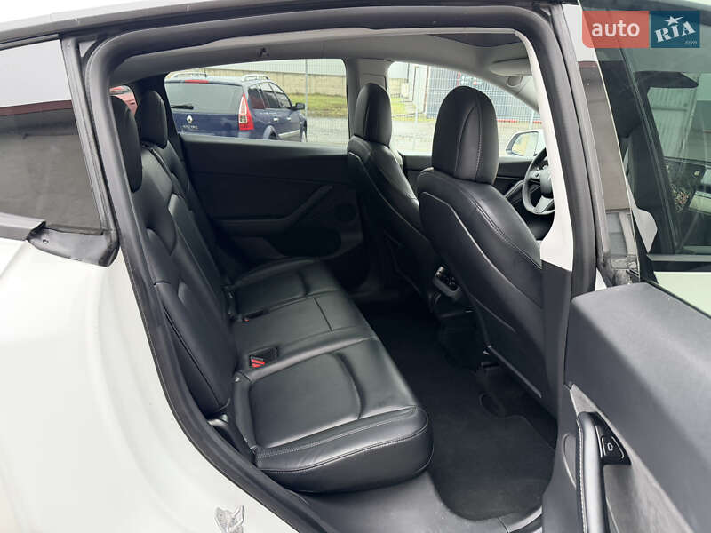 Позашляховик / Кросовер Tesla Model Y 2020 в Луцьку