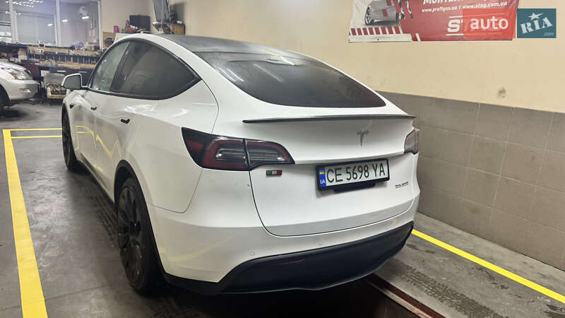 Внедорожник / Кроссовер Tesla Model Y 2022 в Черновцах