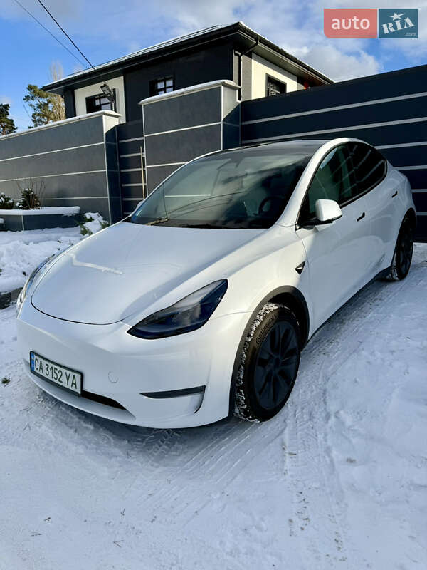 Внедорожник / Кроссовер Tesla Model Y 2024 в Черкассах